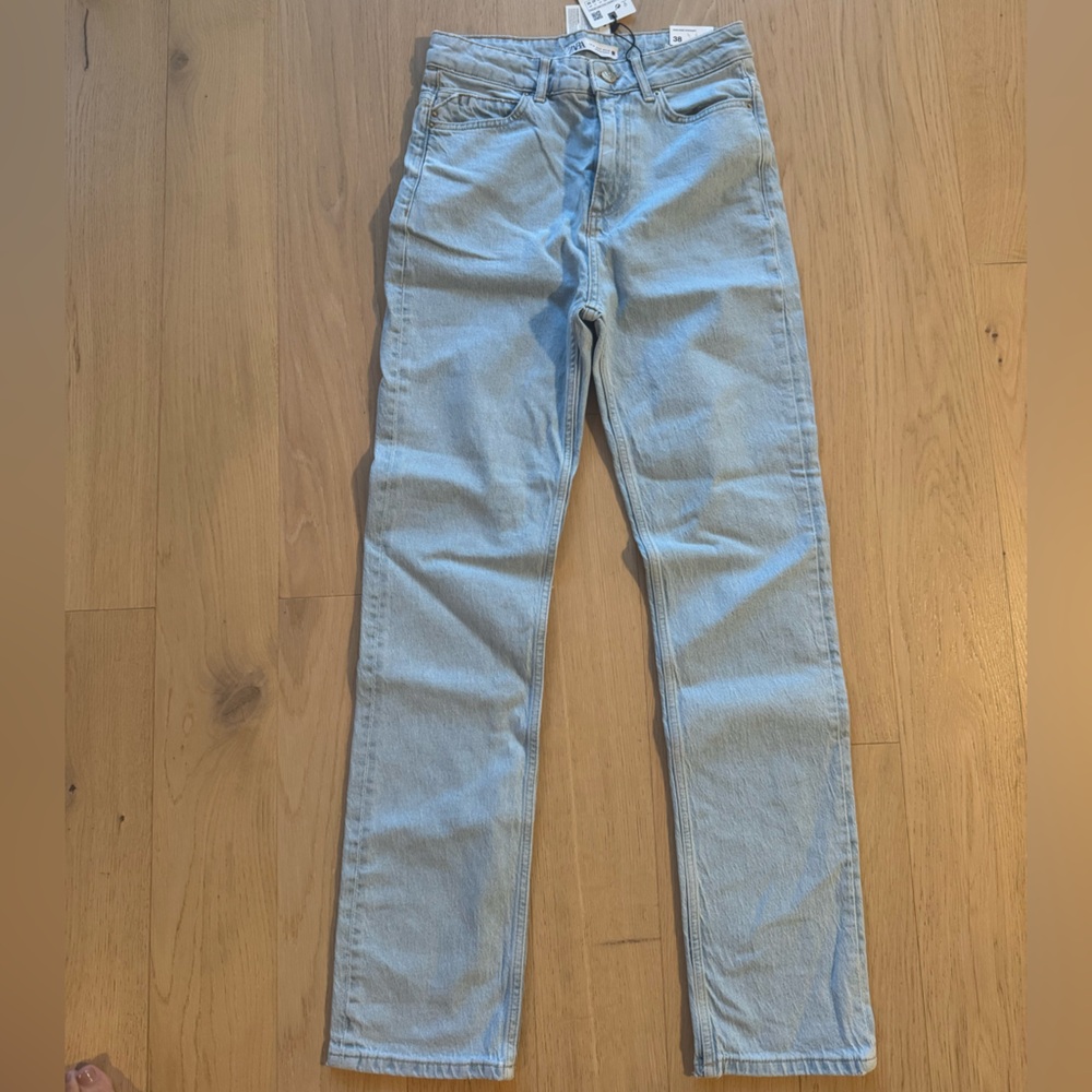NWT! Zara High Rise Straight Jean